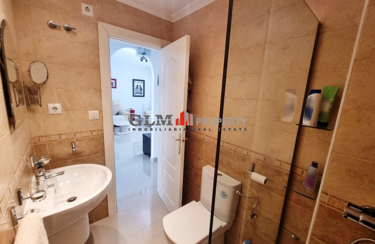 Resale - Apartment - Los Alcázares - Playa III