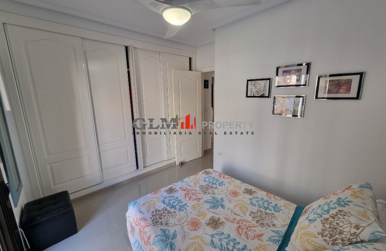 Resale - Apartment - Los Alcázares - Playa III