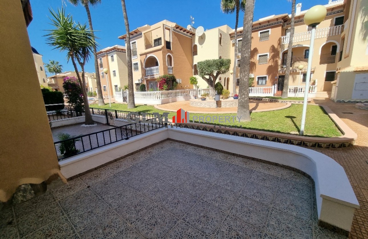 Resale - Apartment - Los Alcázares - Playa III