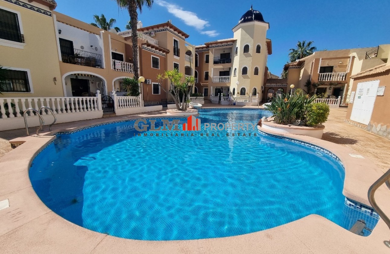 Resale - Apartment - Los Alcázares - Playa III