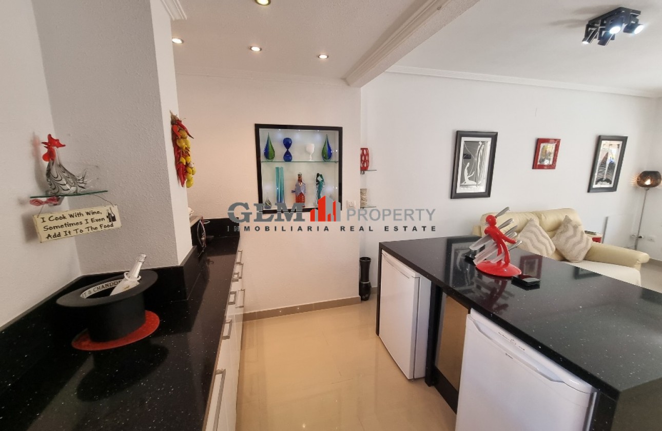 Resale - Apartment - Los Alcázares - Playa III