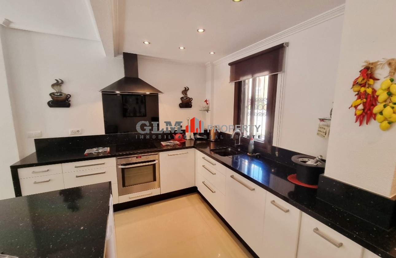 Resale - Apartment - Los Alcázares - Playa III