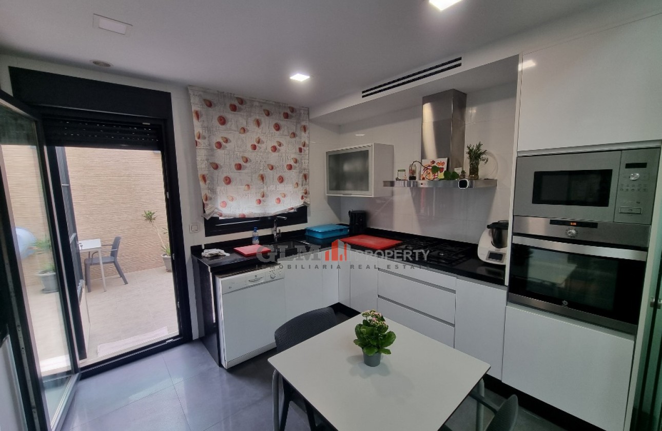 Reventa - Apartamento - Los Alcázares