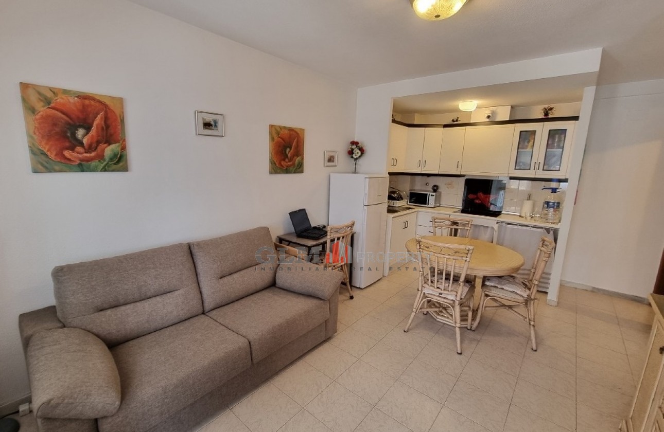 Resale - Apartment - LOS NAREJOS - Oasis