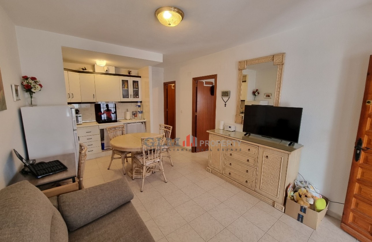 Resale - Apartment - LOS NAREJOS - Oasis