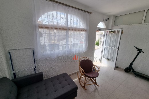 Resale - Apartment - LOS NAREJOS - Oasis