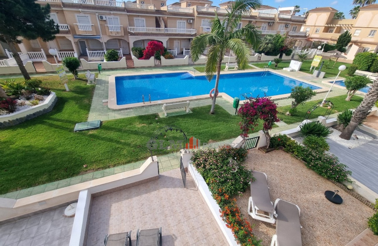 Resale - Apartment - Los Alcázares - Playa II