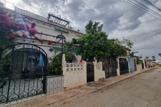 Resale - Apartment - LOS NAREJOS - Oasis