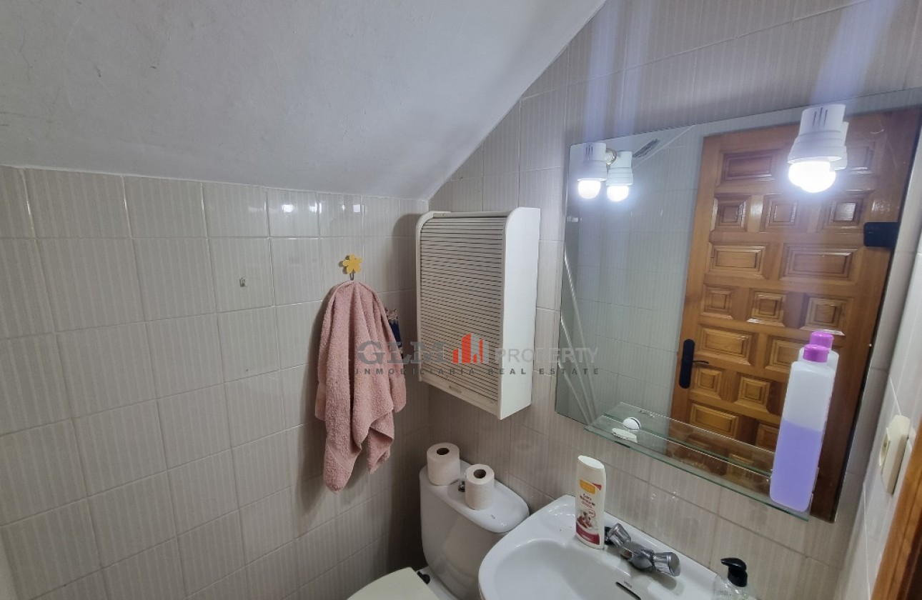 Resale - Apartment - LOS NAREJOS - Oasis