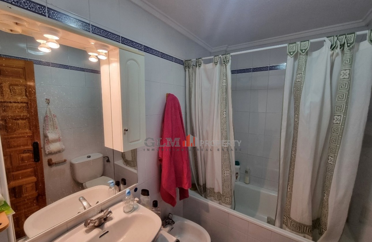 Resale - Apartment - LOS NAREJOS - Oasis