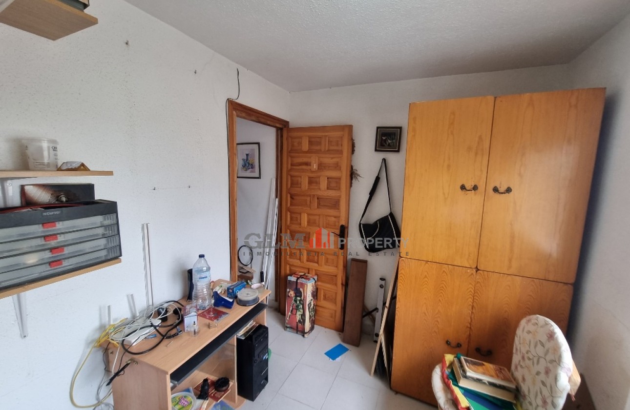 Resale - Apartment - LOS NAREJOS - Oasis