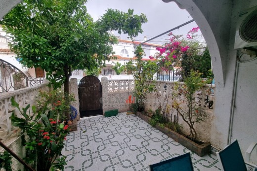 Resale - Apartment - LOS NAREJOS - Oasis