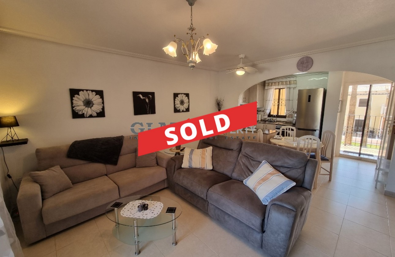 Resale - Apartment - Los Alcázares - Playa III