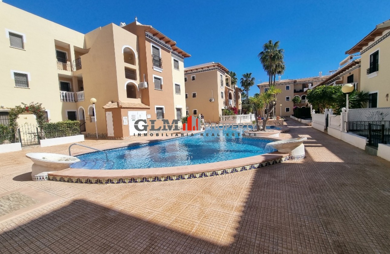Resale - Apartment - Los Alcázares - Playa III