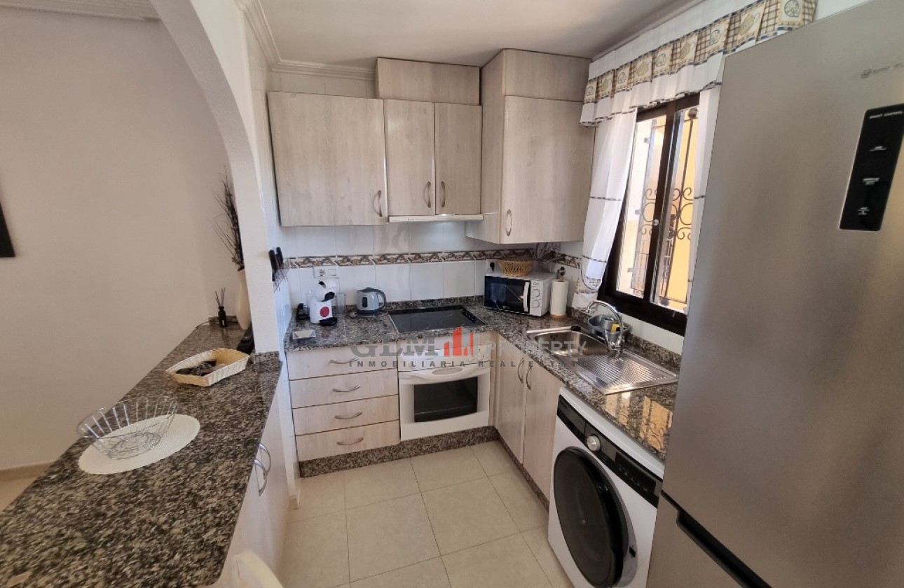 Resale - Apartment - Los Alcázares - Playa III