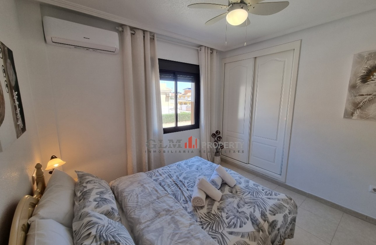 Resale - Apartment - Los Alcázares - Playa III