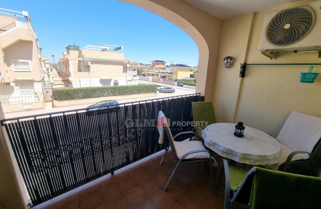 Resale - Apartment - Los Alcázares - Playa III