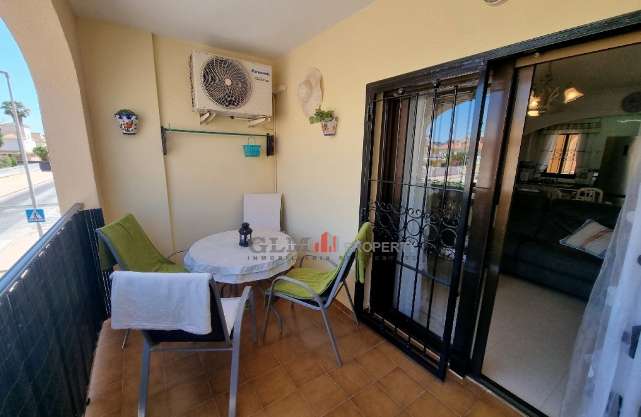 Resale - Apartment - Los Alcázares - Playa III