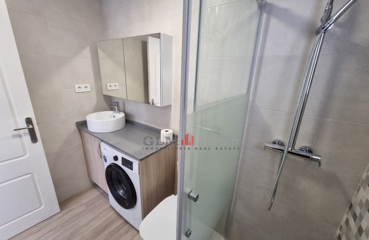 Resale - Apartment - LOS NAREJOS - Oasis