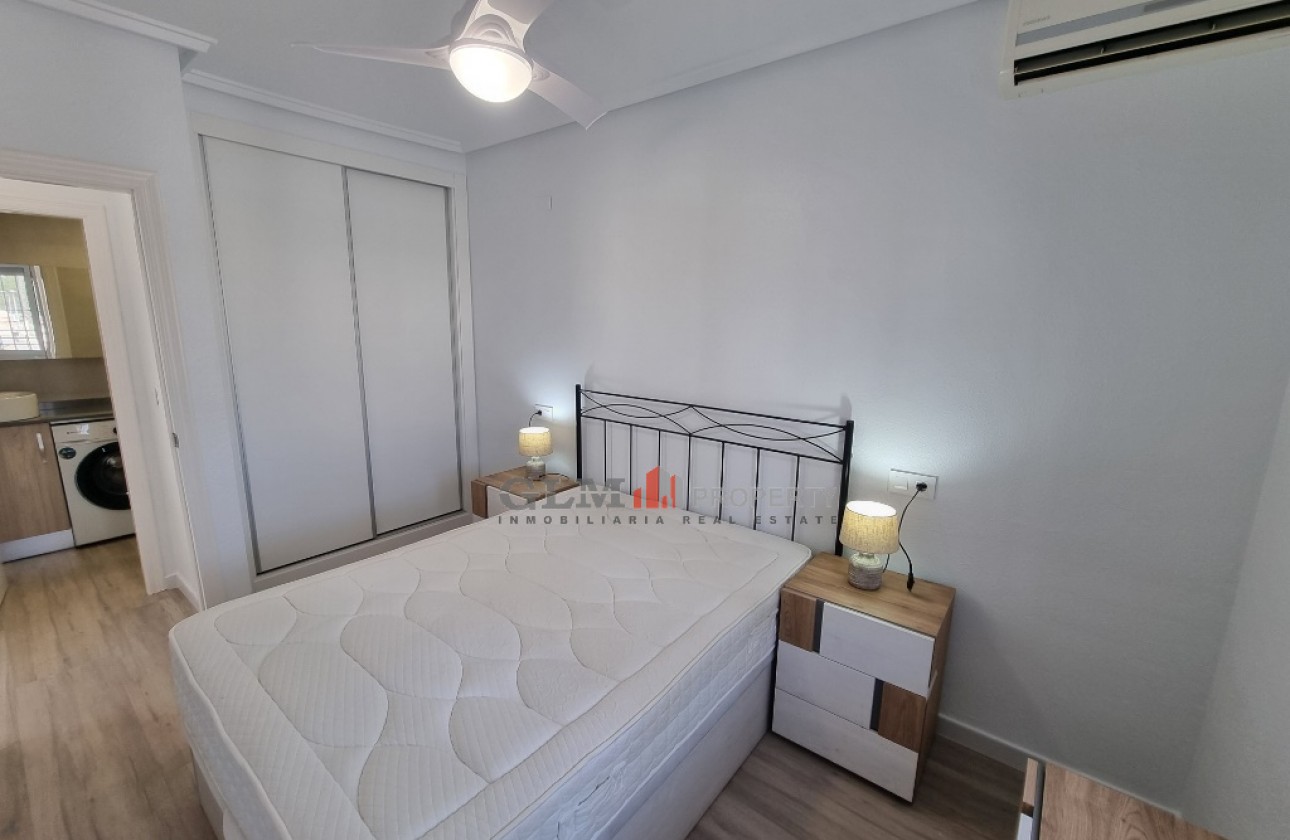 Resale - Apartment - LOS NAREJOS - Oasis