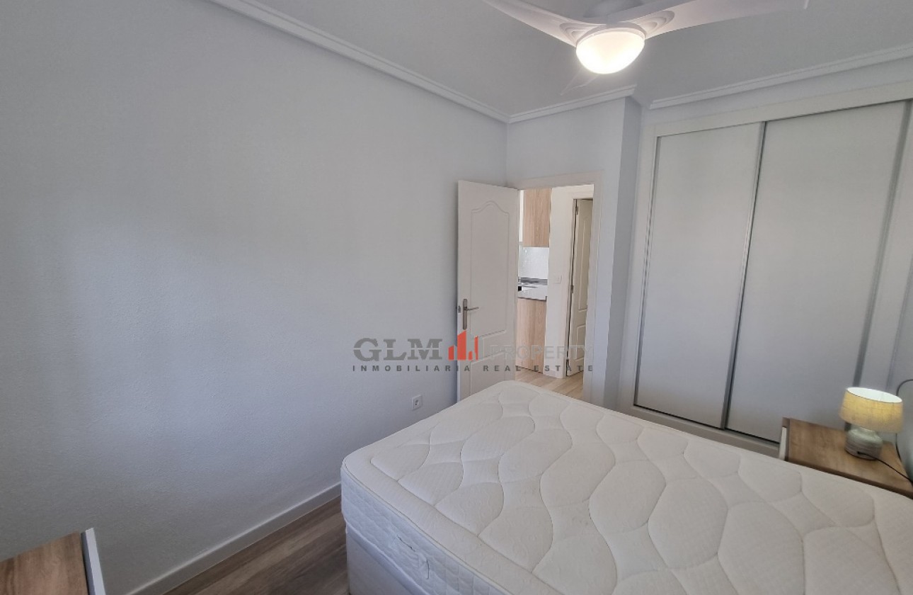 Resale - Apartment - LOS NAREJOS - Oasis