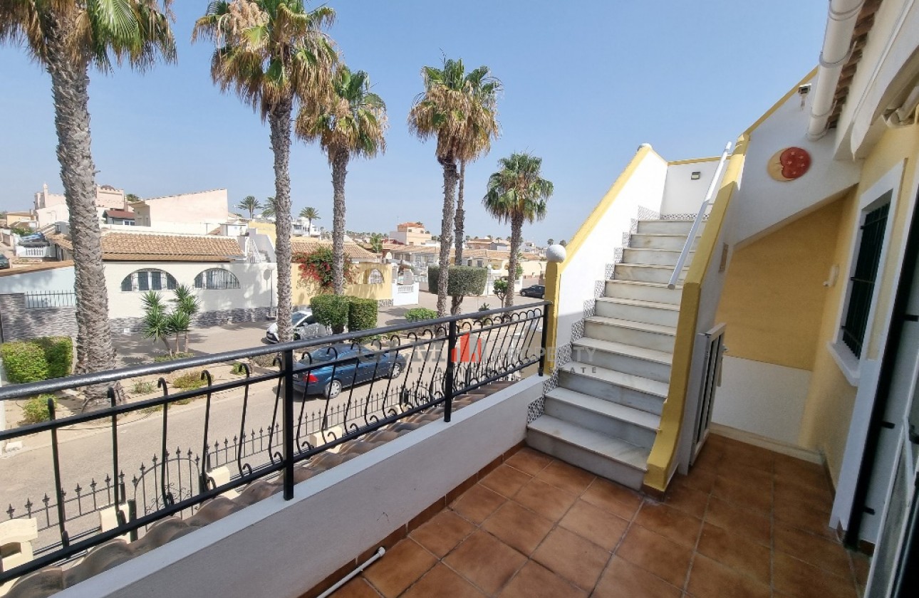 Resale - Apartment - LOS NAREJOS - Oasis