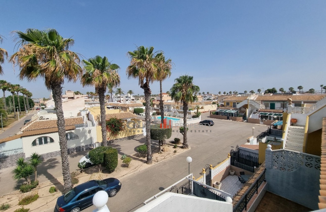 Resale - Apartment - LOS NAREJOS - Oasis