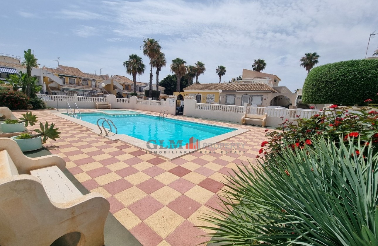 Resale - Apartment - LOS NAREJOS - Oasis