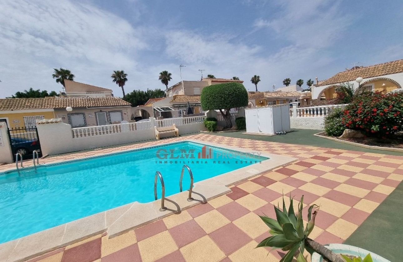 Resale - Apartment - LOS NAREJOS - Oasis