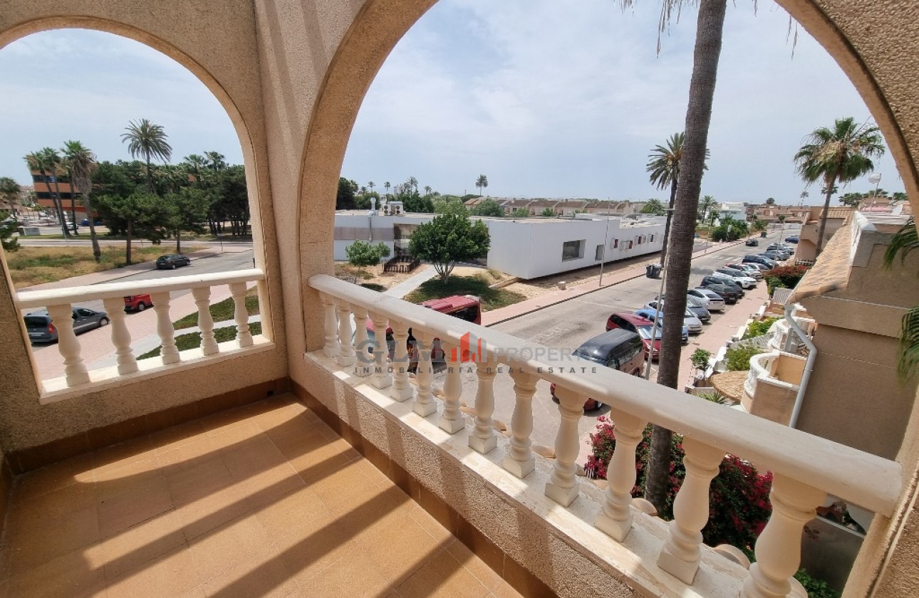 Resale - Apartment - Los Alcázares - Playa I