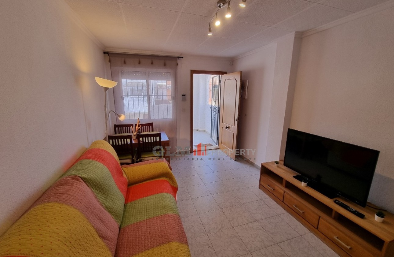 Resale - Apartment - LOS NAREJOS - Oasis