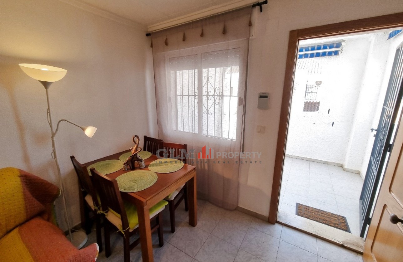 Resale - Apartment - LOS NAREJOS - Oasis