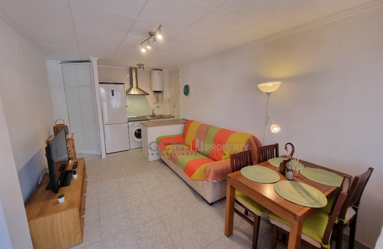 Resale - Apartment - LOS NAREJOS - Oasis