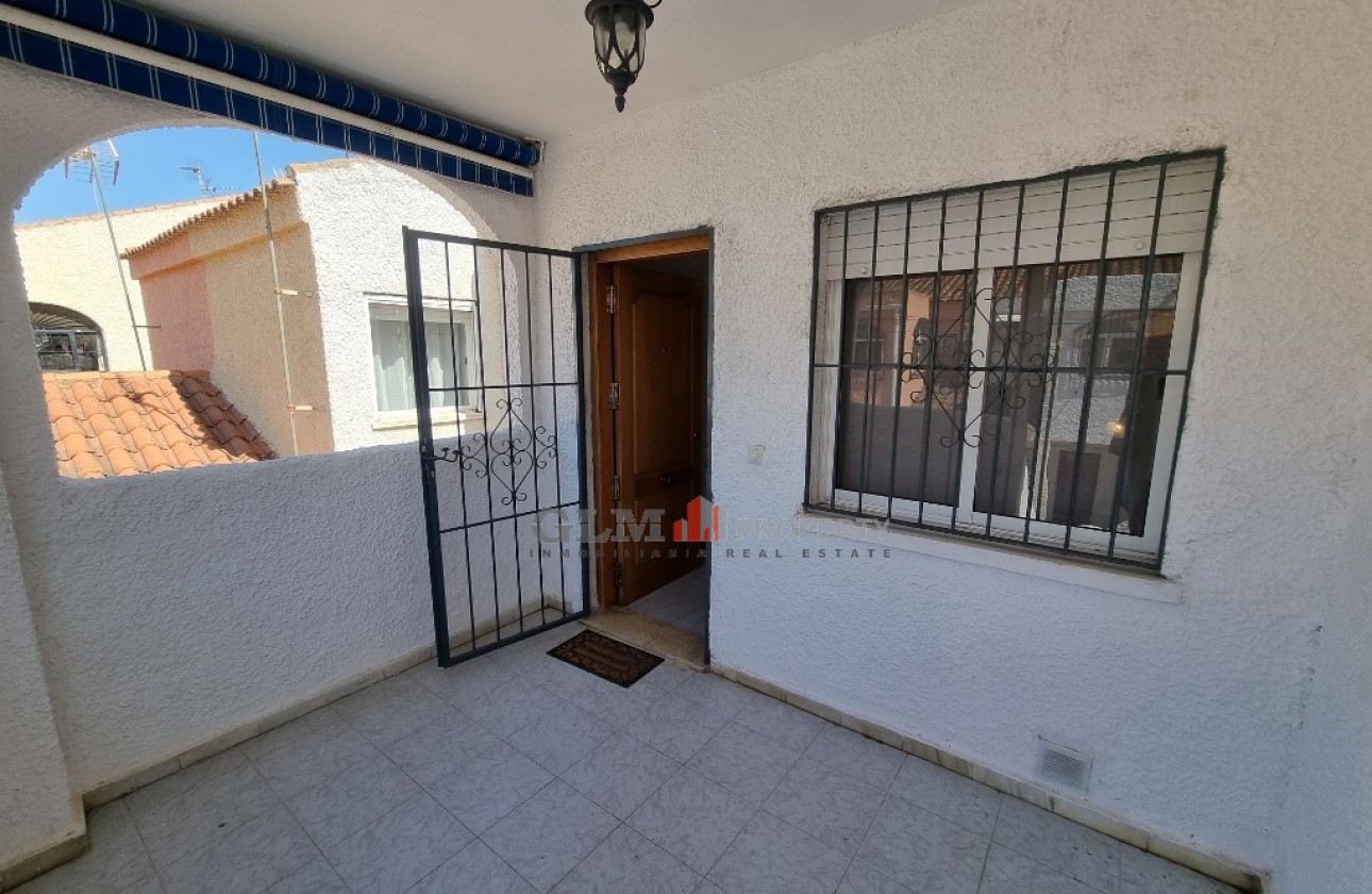 Resale - Apartment - LOS NAREJOS - Oasis