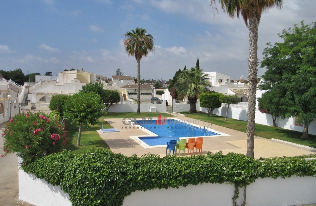 Återförsäljning -  - LOS NAREJOS - Oasis