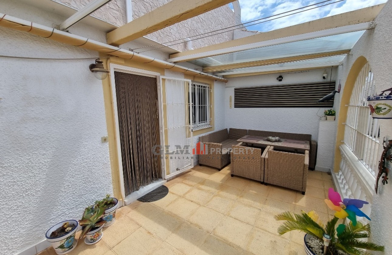 Återförsäljning -  - LOS NAREJOS - Oasis