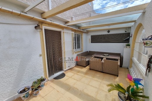 Återförsäljning -  - LOS NAREJOS - Oasis