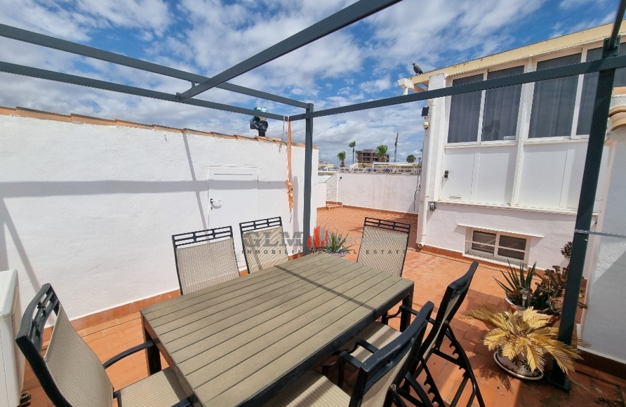 Återförsäljning -  - LOS NAREJOS - Oasis