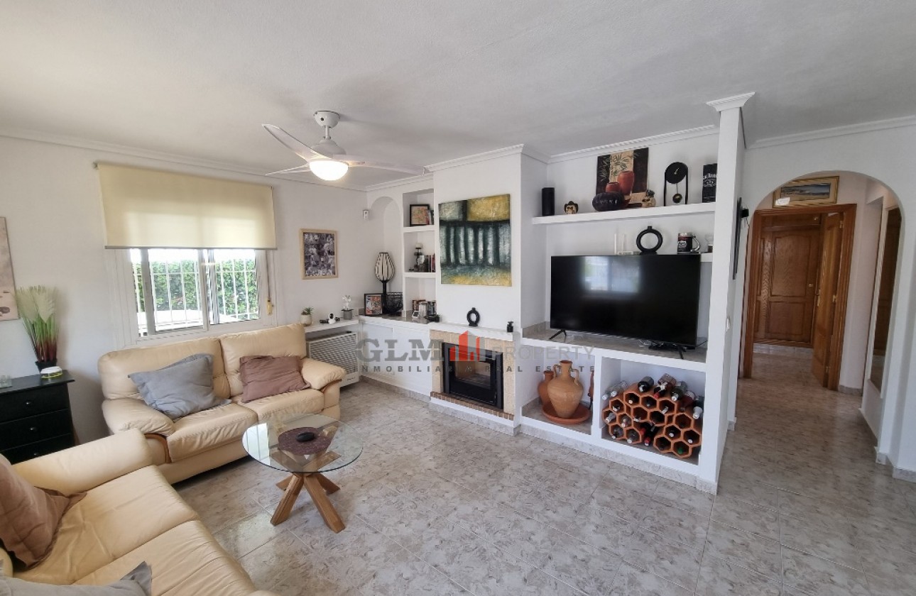 Återförsäljning -  - LOS NAREJOS - Oasis