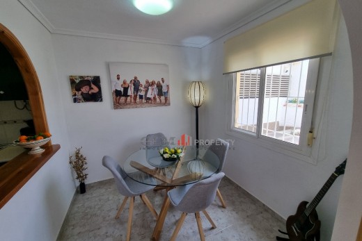 Återförsäljning -  - LOS NAREJOS - Oasis