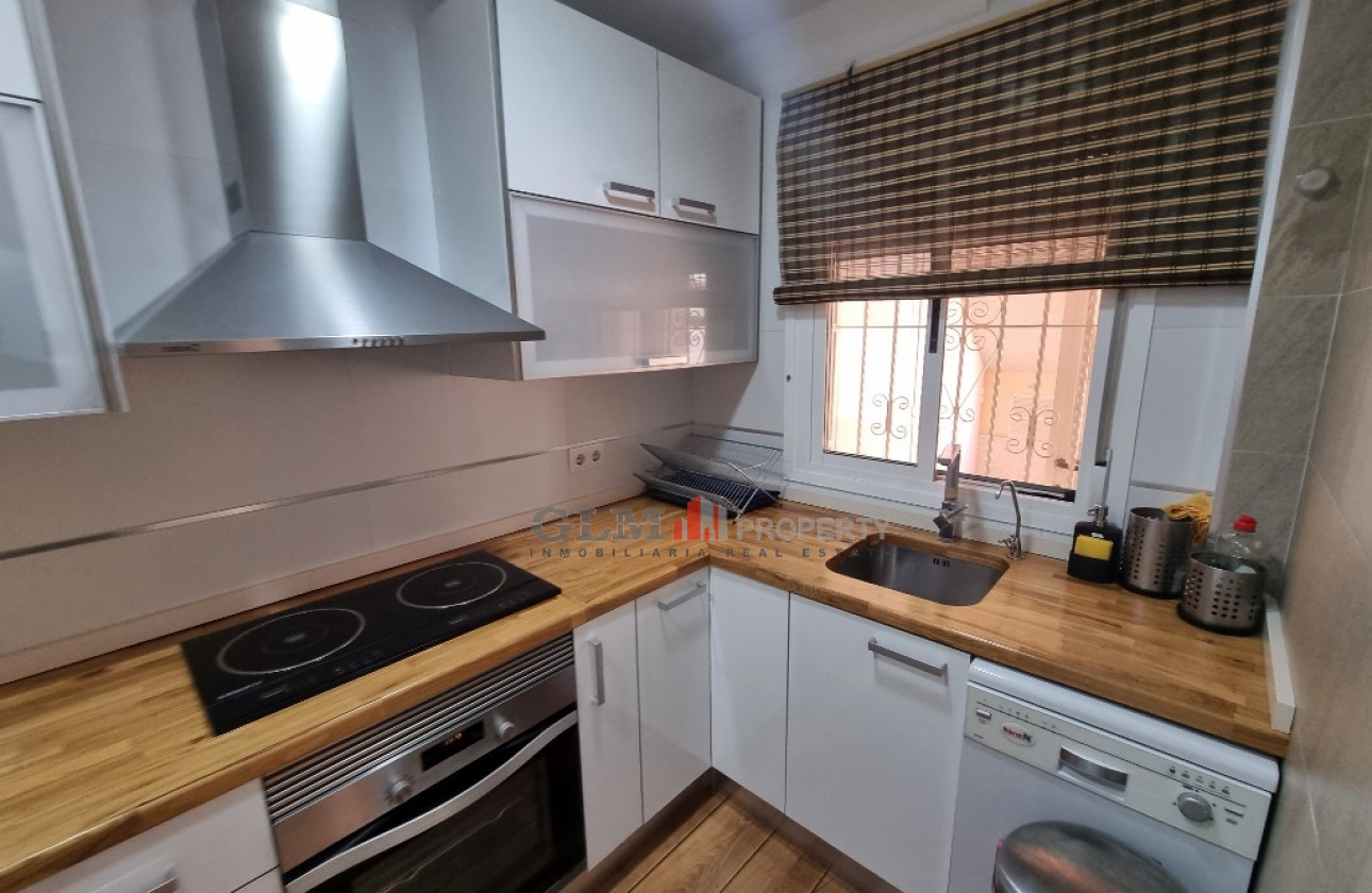 Resale - Apartment - Los Alcázares - Playa I