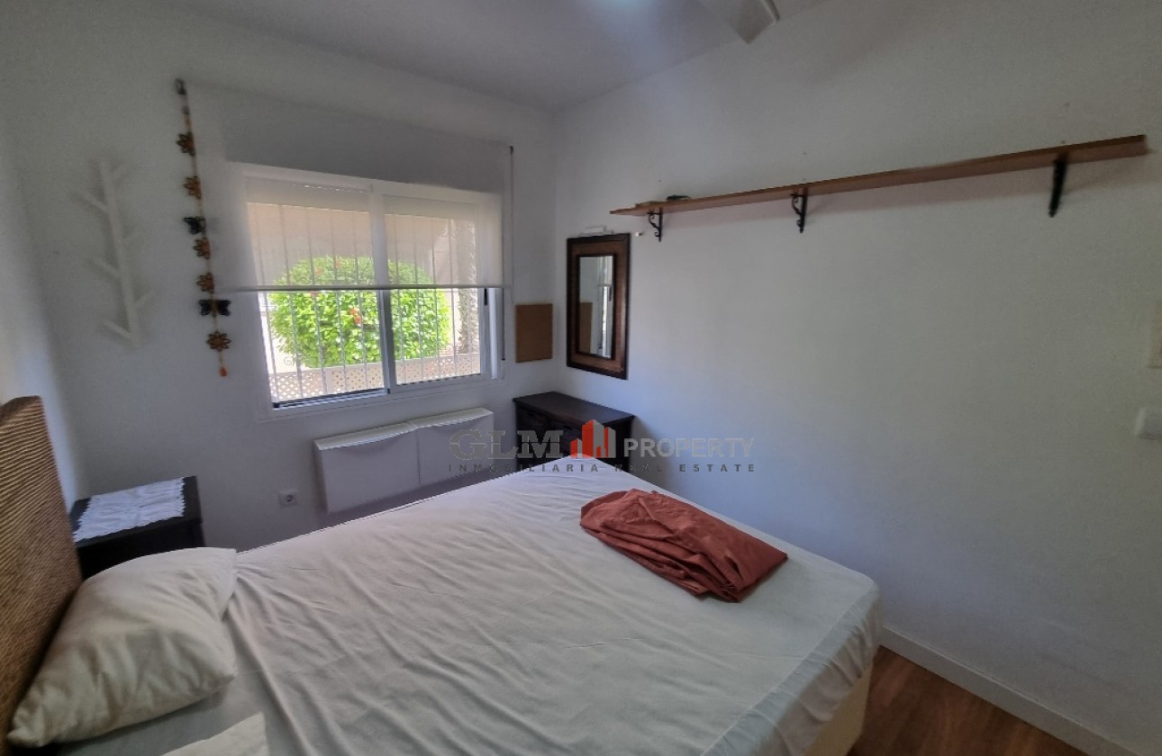 Resale - Apartment - Los Alcázares - Playa I