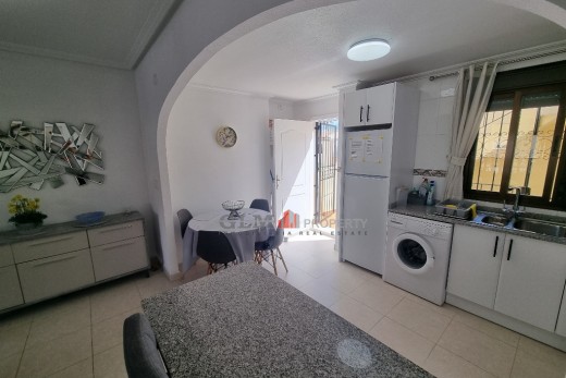 Resale - Apartment - Los Alcázares - Playa III