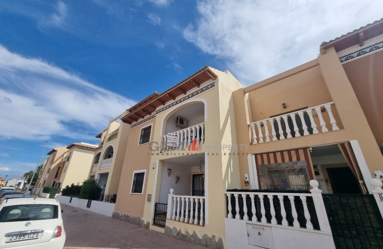 Resale - Apartment - Los Alcázares - Playa III