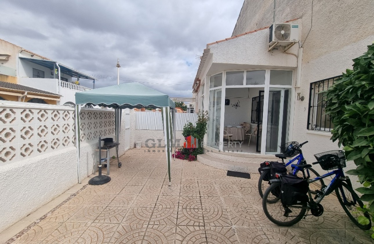 Resale - Apartment - Los Alcázares - Oasis
