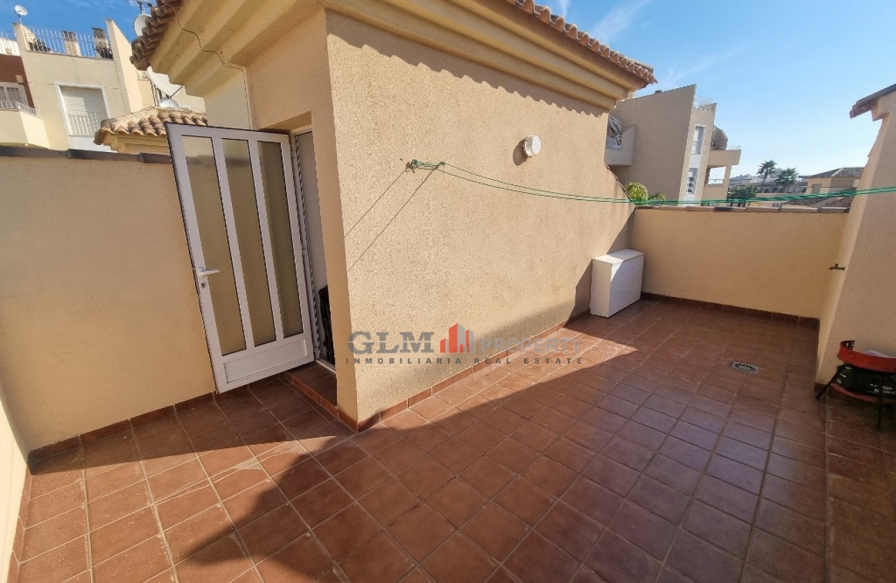 Resale - Apartment - Los Alcázares - Albatros