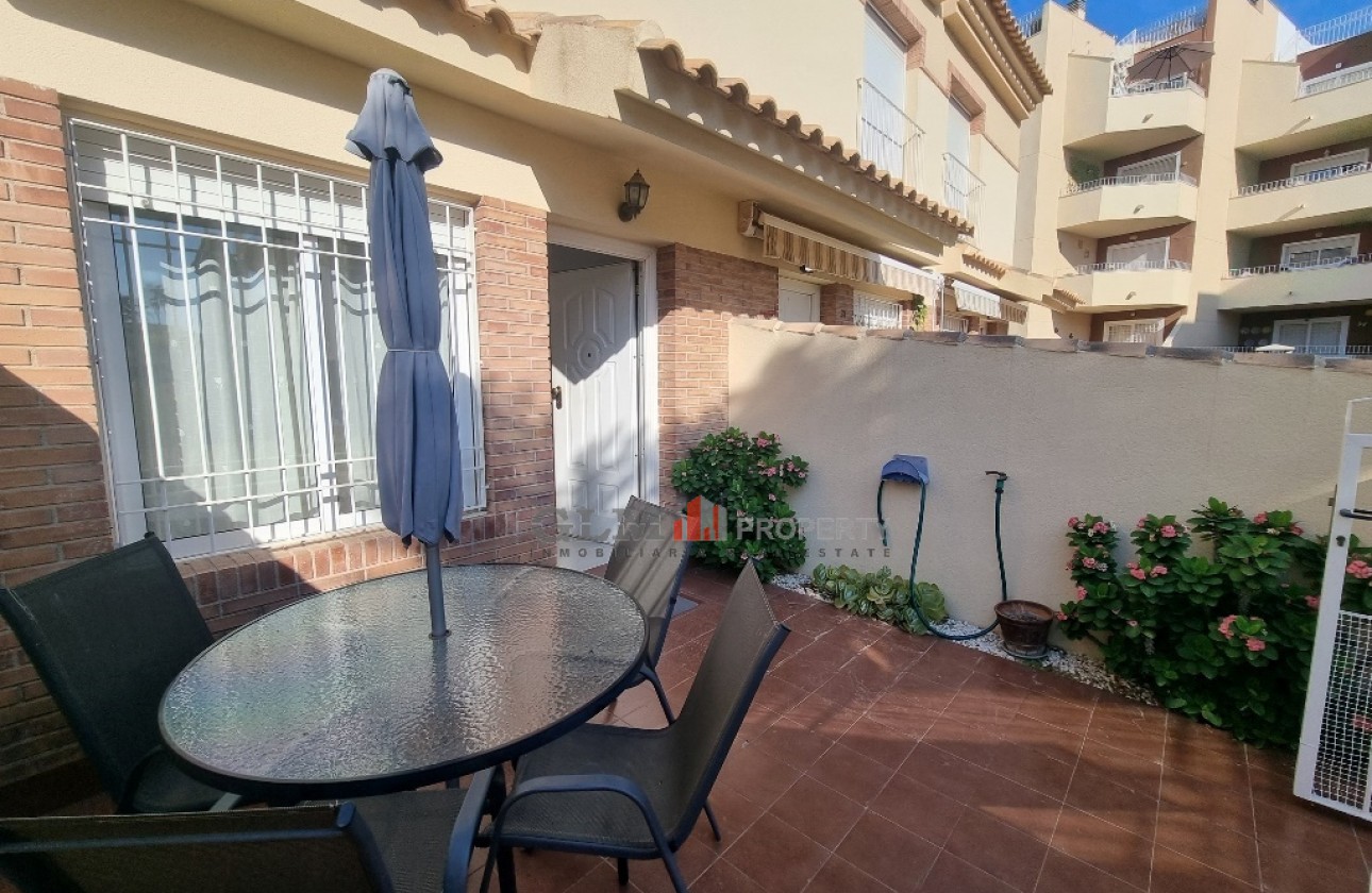 Resale - Apartment - Los Alcázares - Albatros