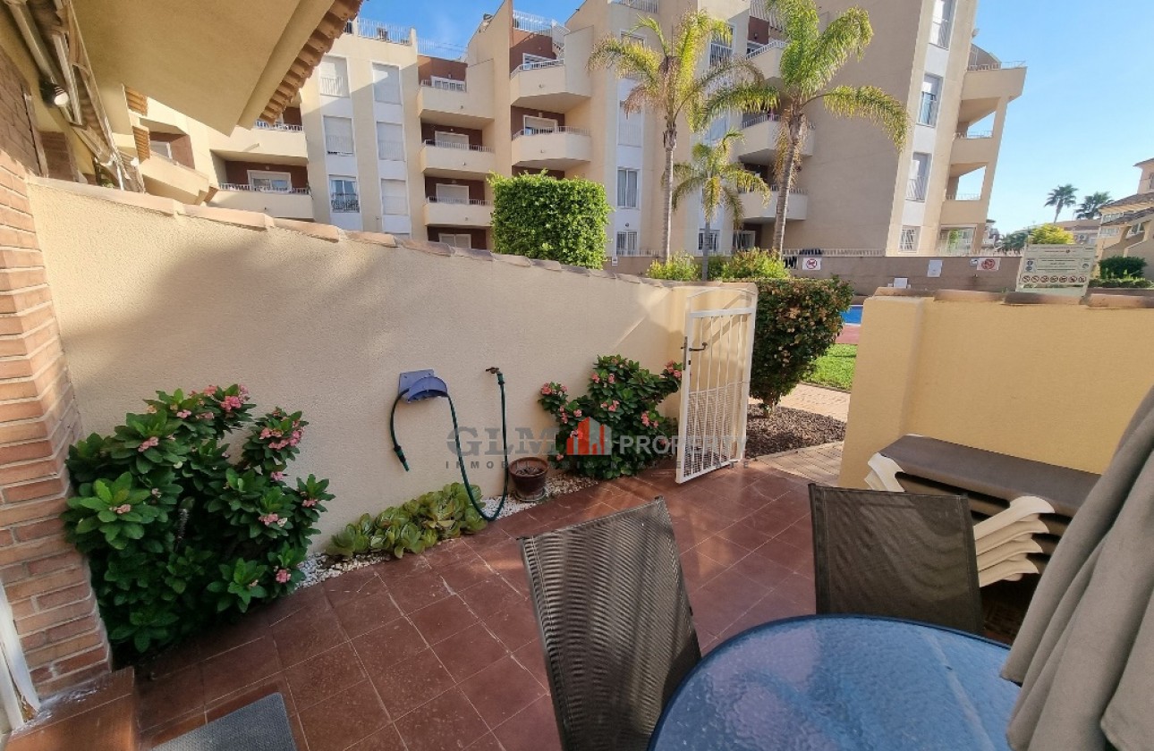Resale - Apartment - Los Alcázares - Albatros