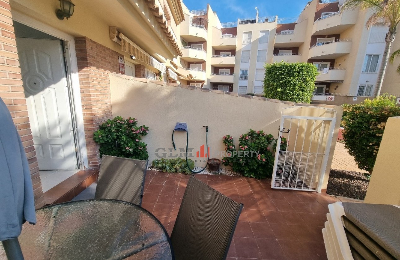 Resale - Apartment - Los Alcázares - Albatros