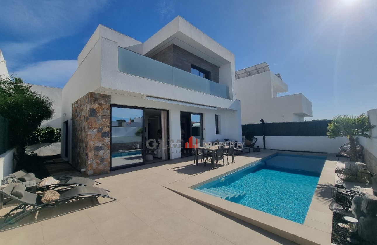 Resale - Apartment - Santiago De La Ribera